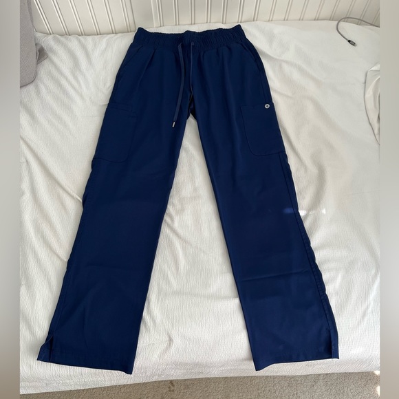 scrub pants - Picture 2 of 8